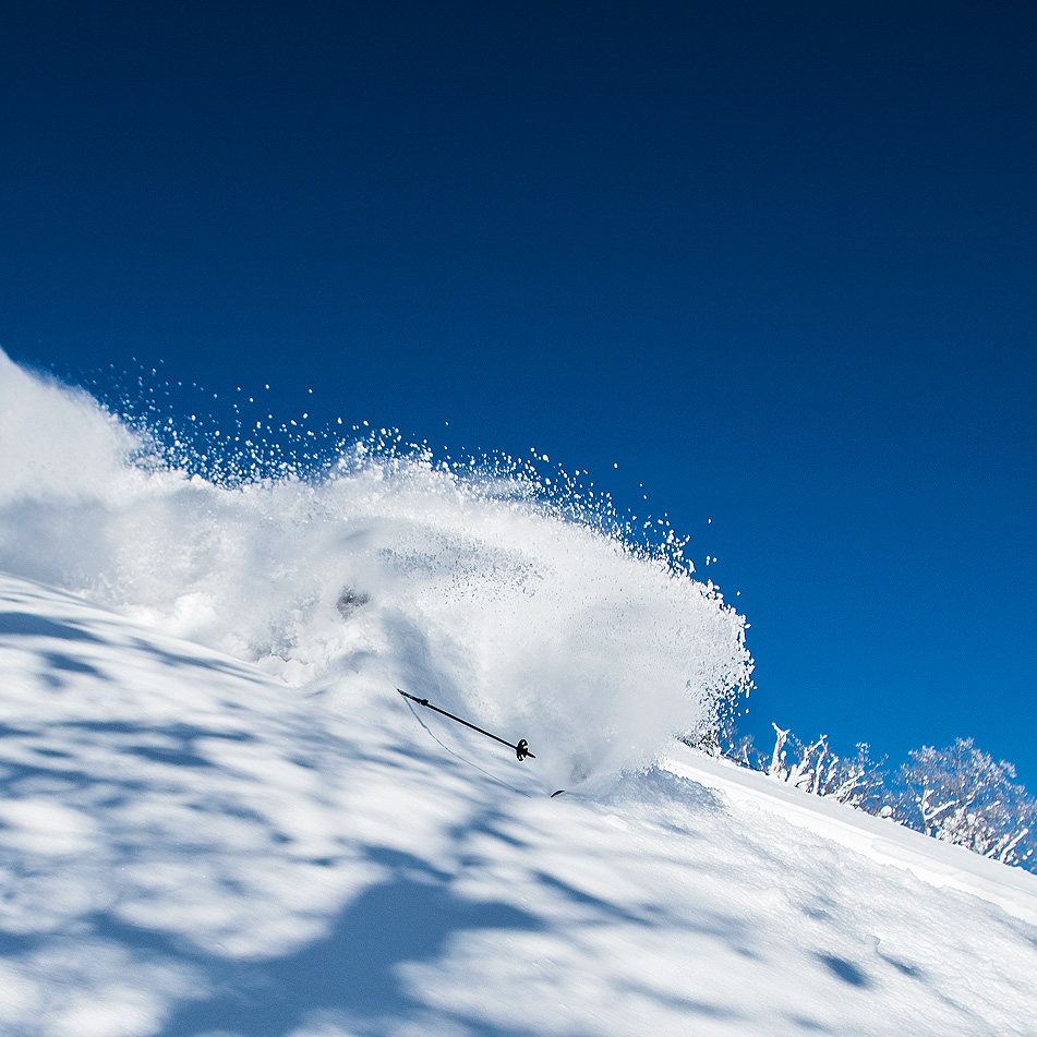 Awesome Powder Paradise in JAPAN - AIZU SKI JAPAN